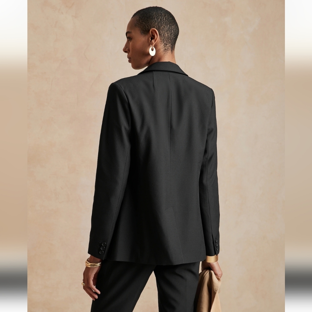 Banana Republic Black sculpted blazer 10P - Picture 6 of 6